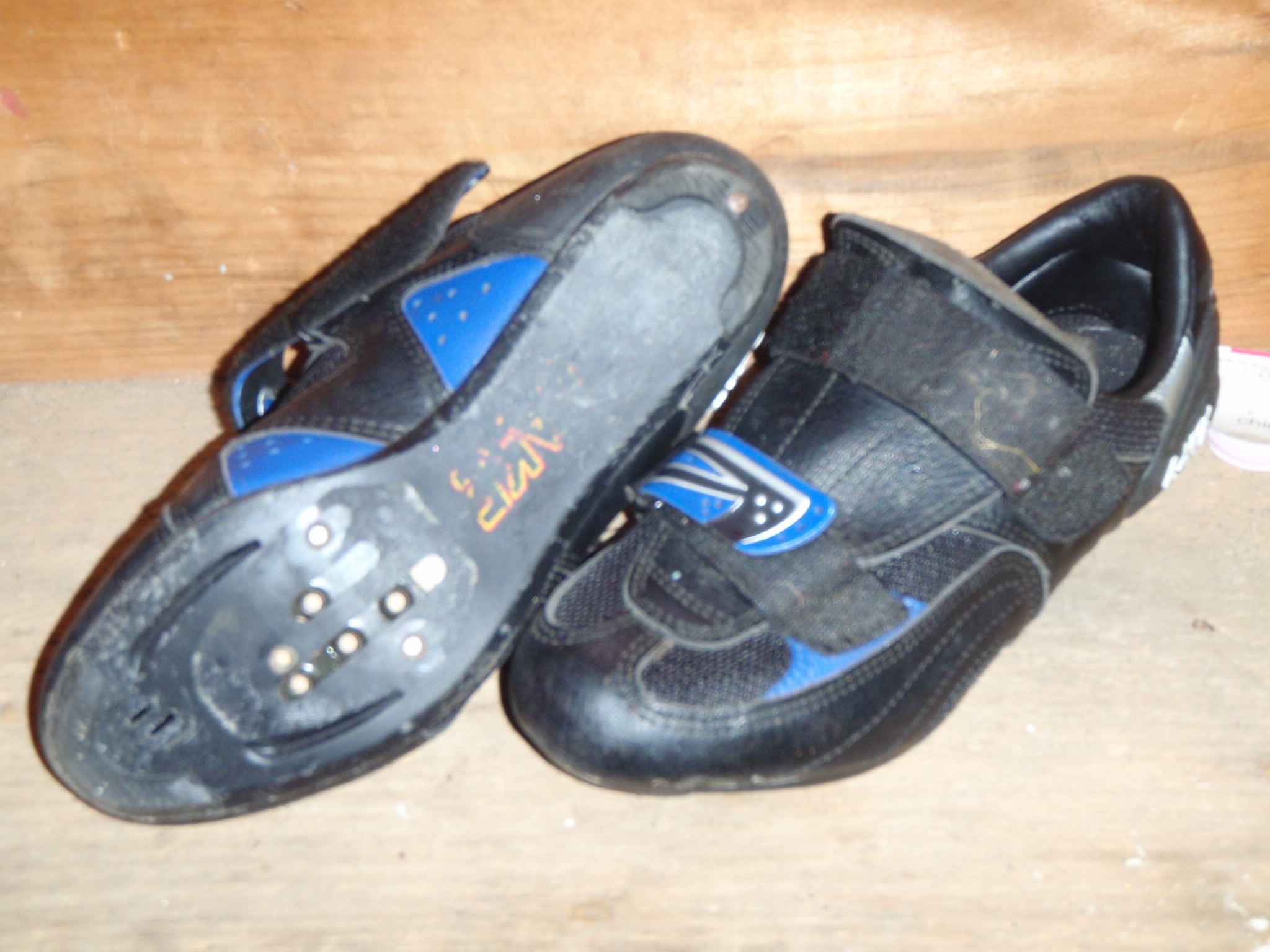 Lake road shoes